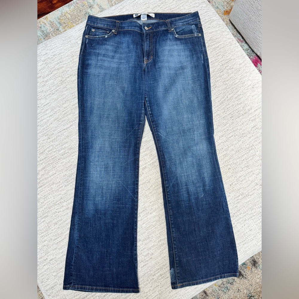 GAP Bootcut Jeans